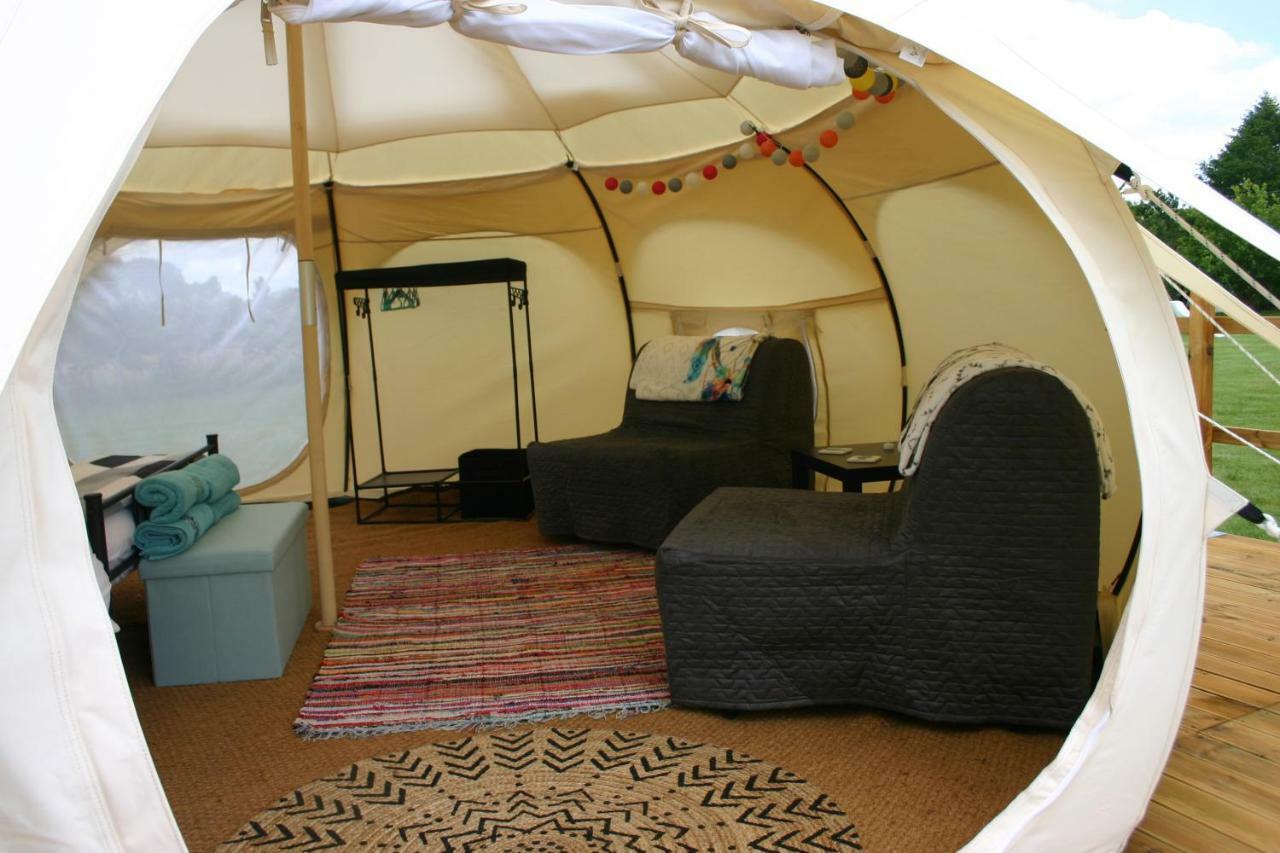 Hotel Glamping La Petite Lande Thiviers Exterior foto